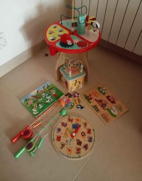 Brinquedos de madeira