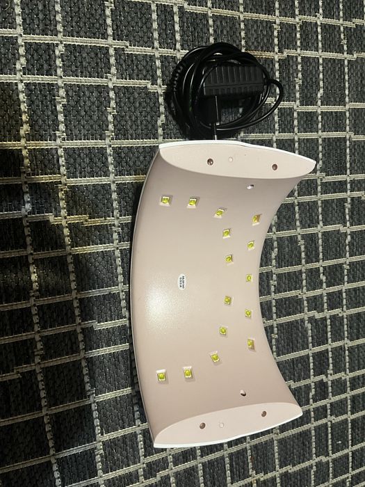 Продам лампу для манікюру