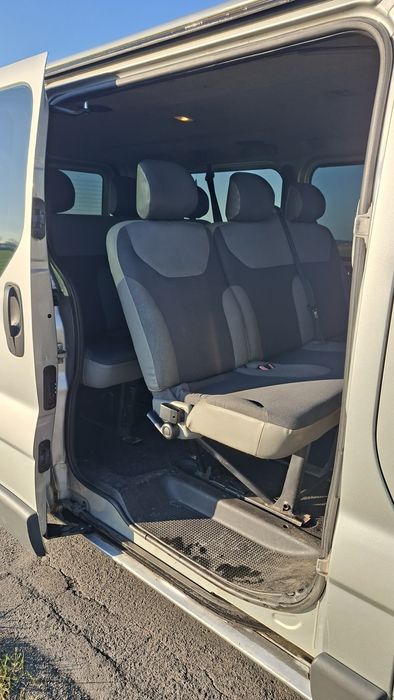 Renault frafic 1.9 dci / 9 osób