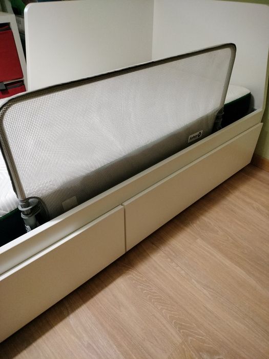 Barra de proteção para cama de criança