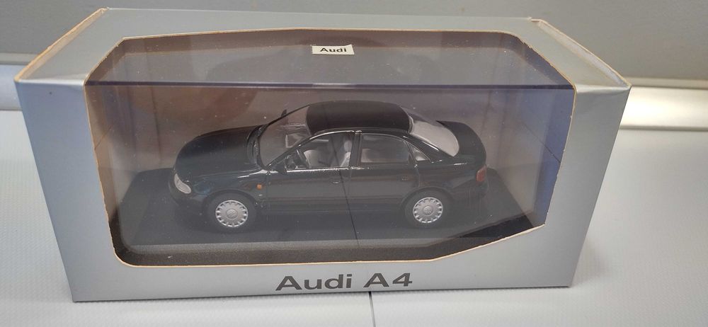 Audi A4 B5 (Typ 8D) Minichamps 1:43