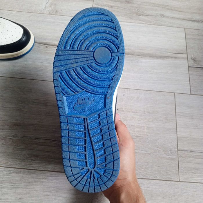 Jordan 1 low travis scott