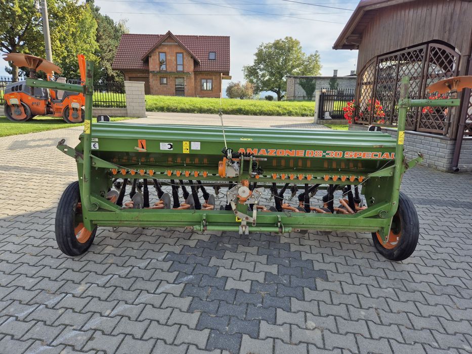 Siewnik zbożowy Amazone D8 3m Special  talerzowy