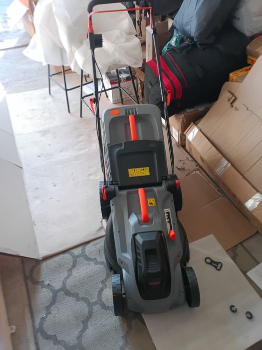 Kosiarka elektryczna z koszem,nowa