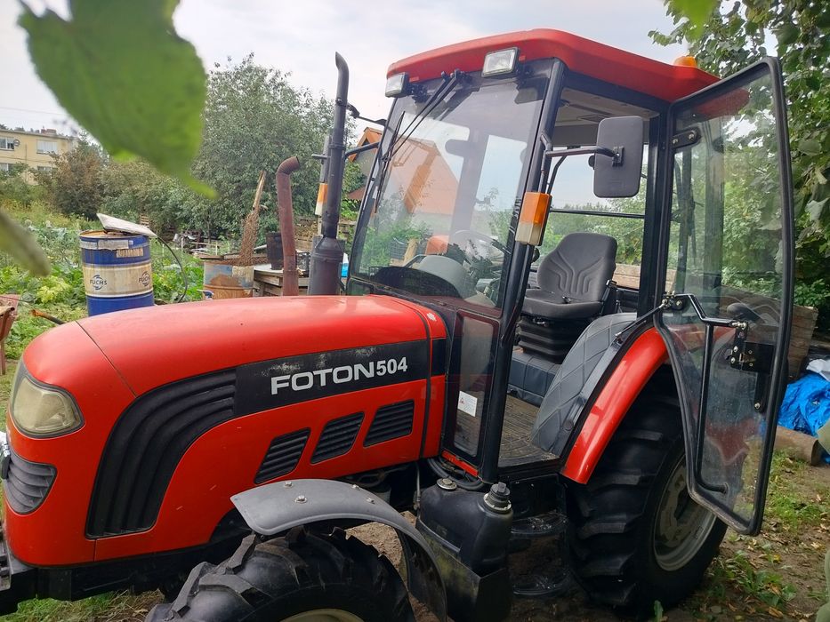 Ciągnik Foton Lovol 504