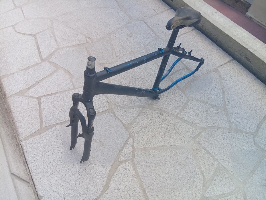 Quadro de alumínio e forquilha