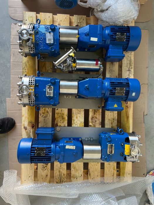 Насос з редуктором зборі