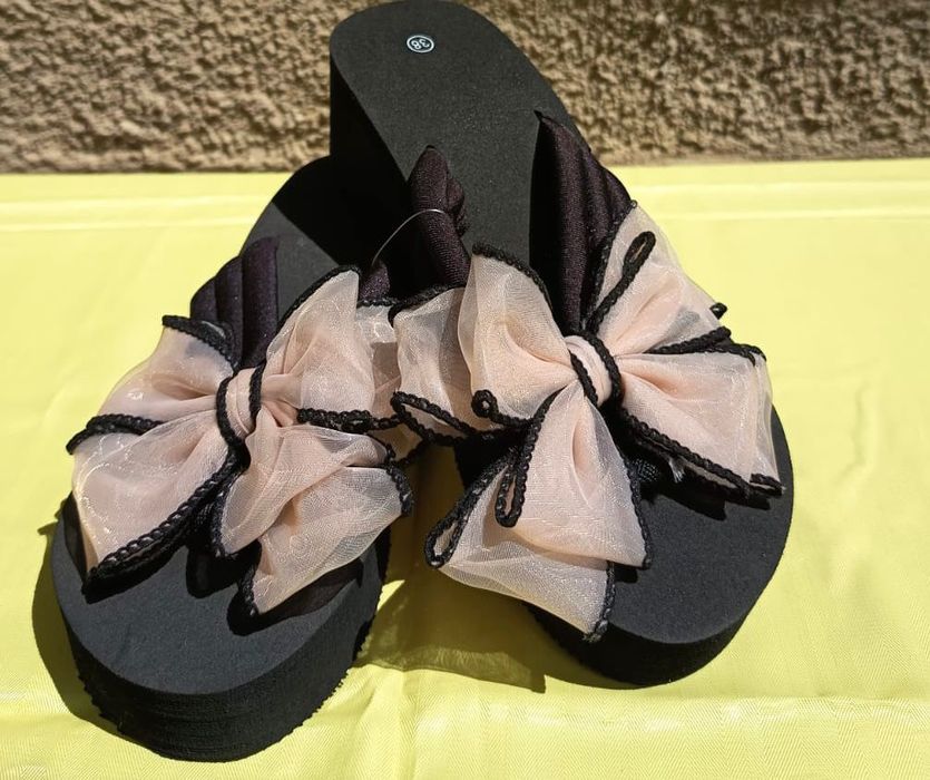 Женские летние шлепанцы