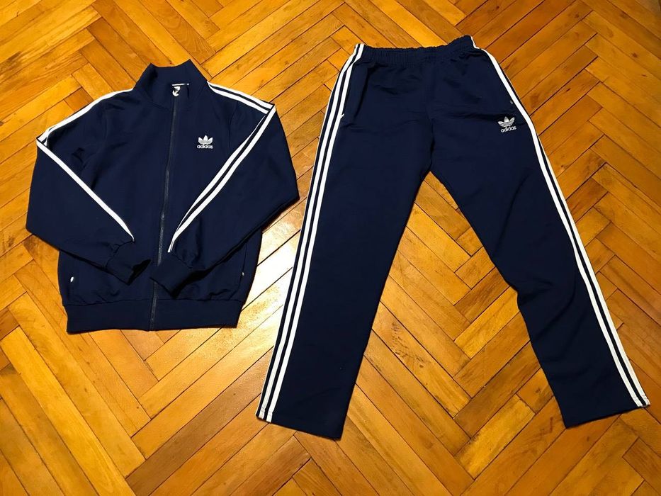 Спортивный костюм Adidas