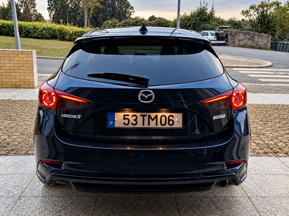 Mazda 3 1.5 D Skyactiv Excellence — photo 3
