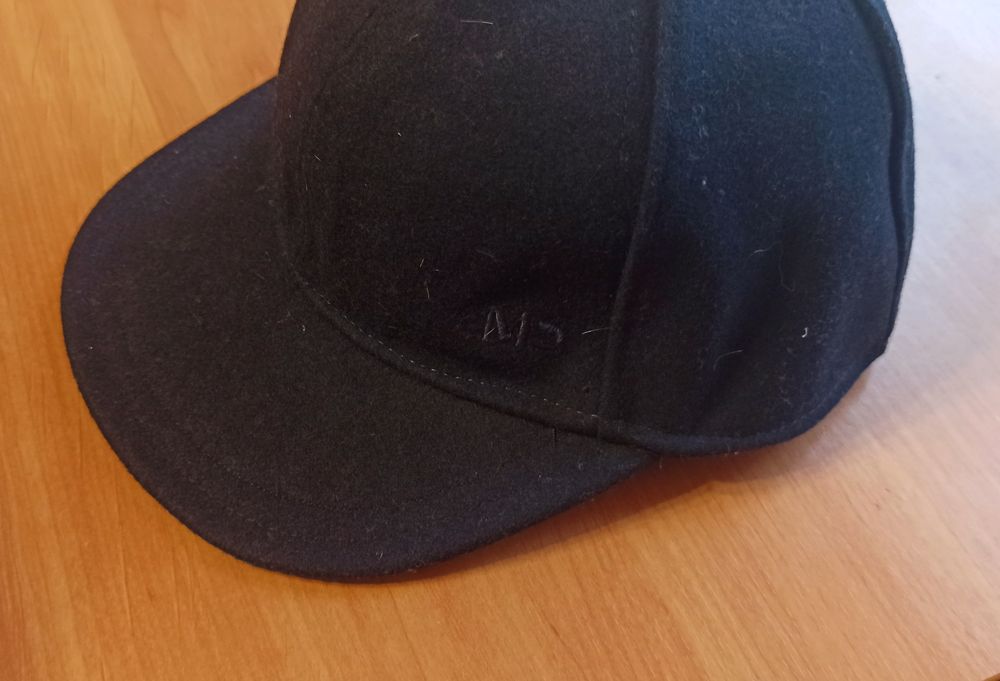 Jesienna czapka z daszkiem