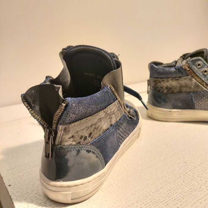 Buty granatowe dziewczęce rozm. 36