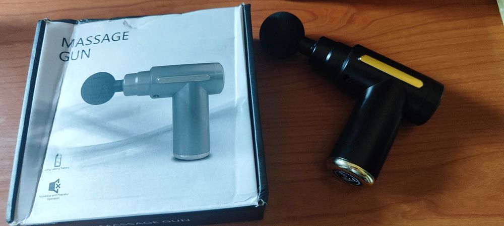 Pistola de massagem nova