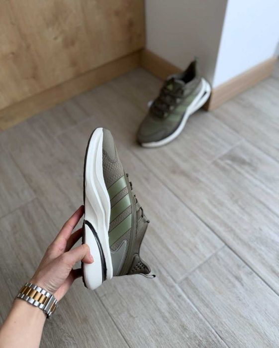 США! Чоловічі кросівки Adidas Alpharesponse IE6342 Оригінал! 42-42.5
