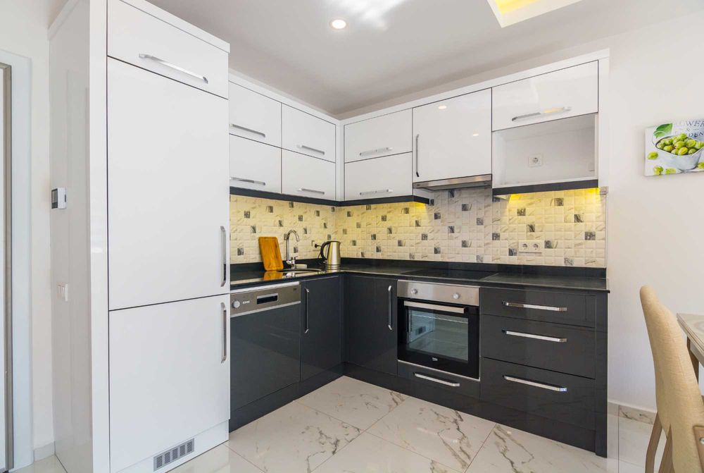 Квартира біля моря 1+1 в Аланії (Махмутлар)