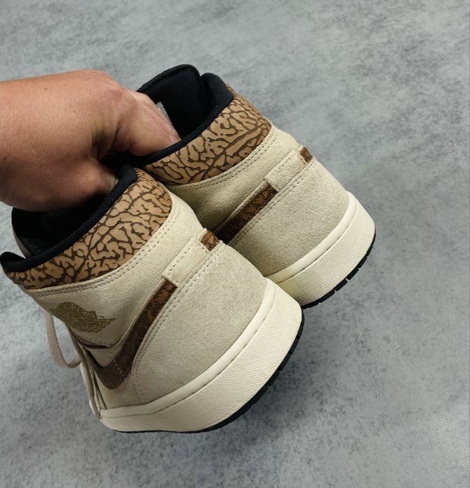 Мужские кроссовки Nike Air Jordan 1 Mid SE Brown Elephant Размер 46