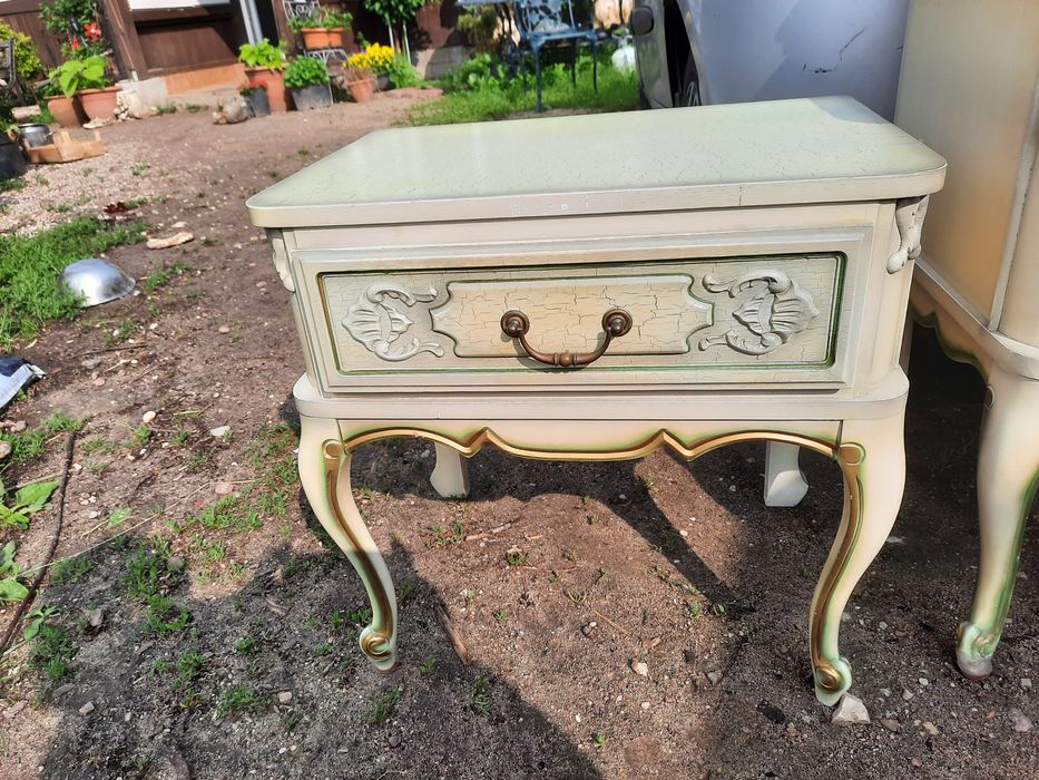 Toaletka ludwik z szafkami