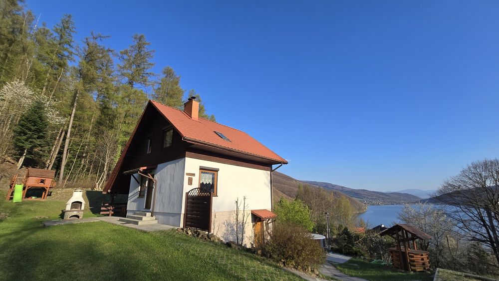 Dom z panoramą. JACUZII  SAUNA  wynajmę dom  na wyłączność.