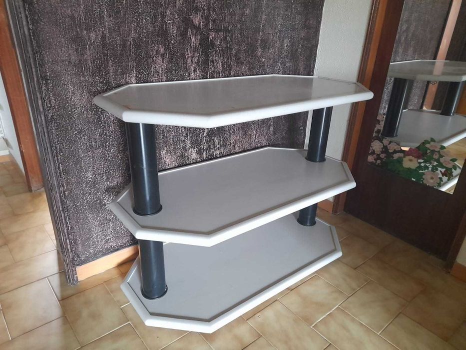 Mobiliário diverso de loja de roupa