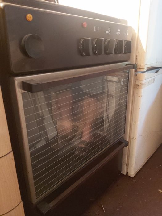 Sprzedam kuchnie elektryczną