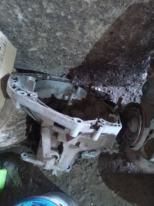 Продам мотор разом з коробкою передач до seat