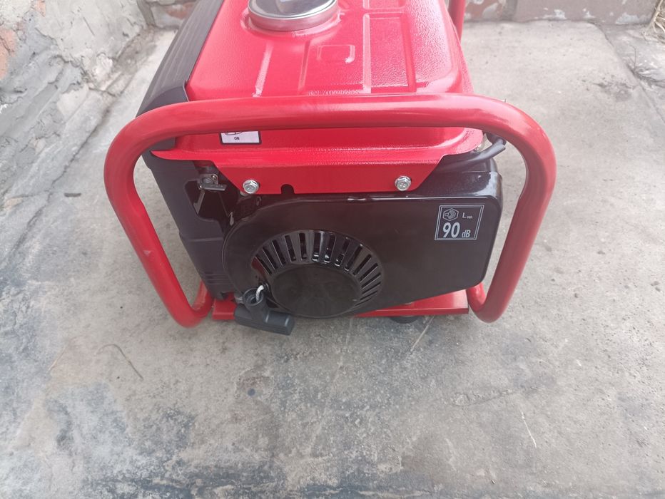 Продам генератор Einhell