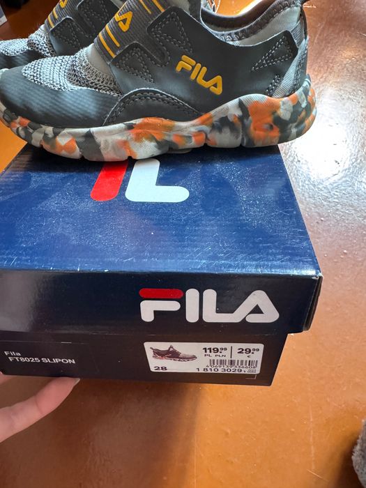 Легенькі кросівки fila на літо р. 28 в гарному стані