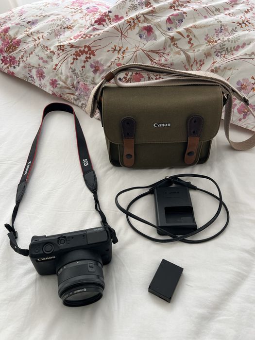 Câmara fotográfica e de filmar Canon Eos M10