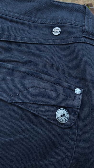 Calças de ganga da Diesel.