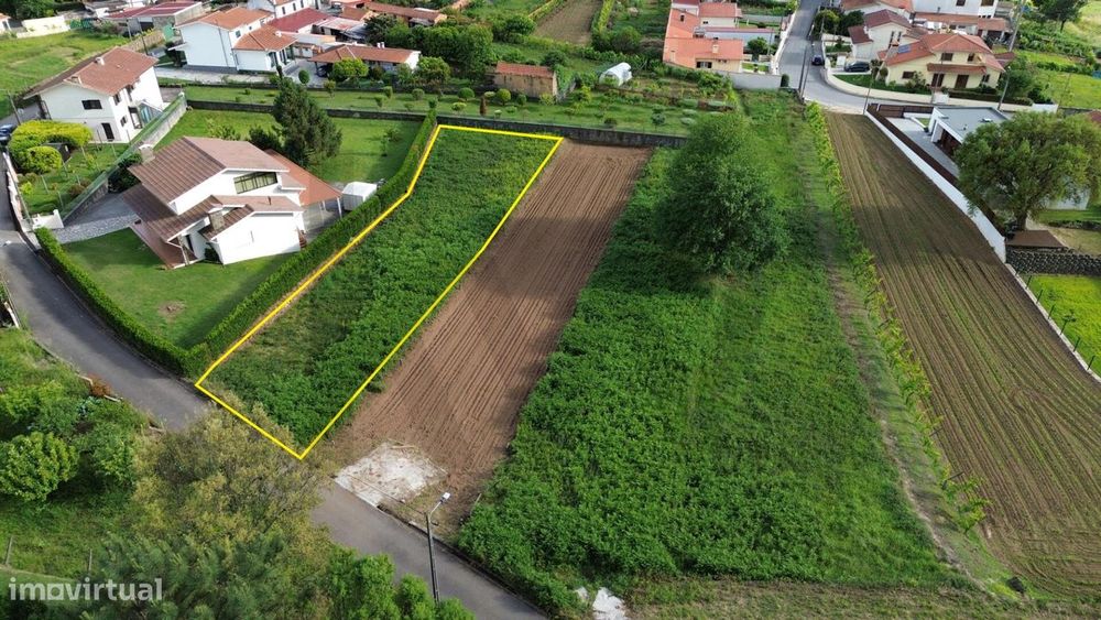 Terreno plano, inserido em zona de construção, ideal para dar vida ao — Branca, Aveiro
