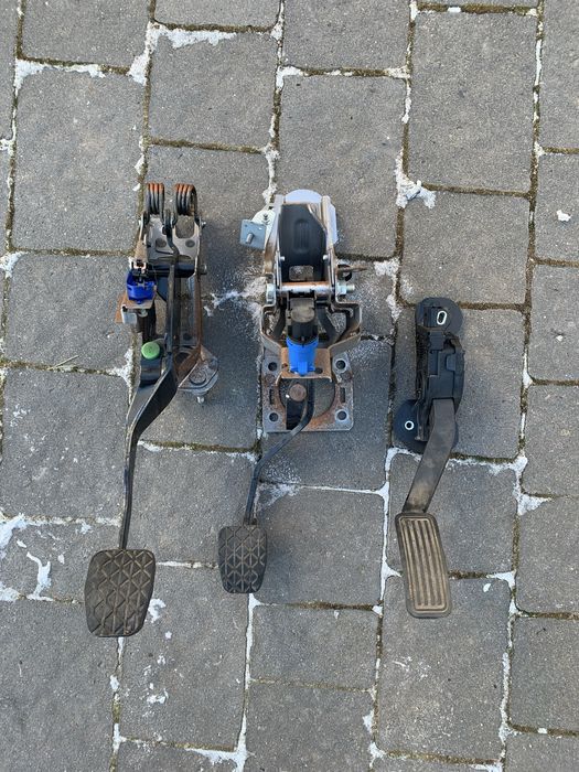 Педаль щеплення газ тормоз мазда 6 gh 2008-2012