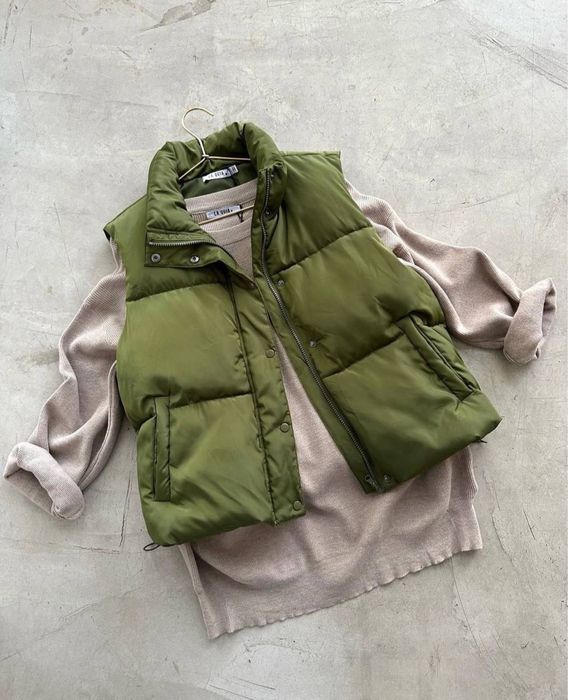 Жіночий утеплений жилет (безрукавка), жилет-дутик, стьобаний жилет