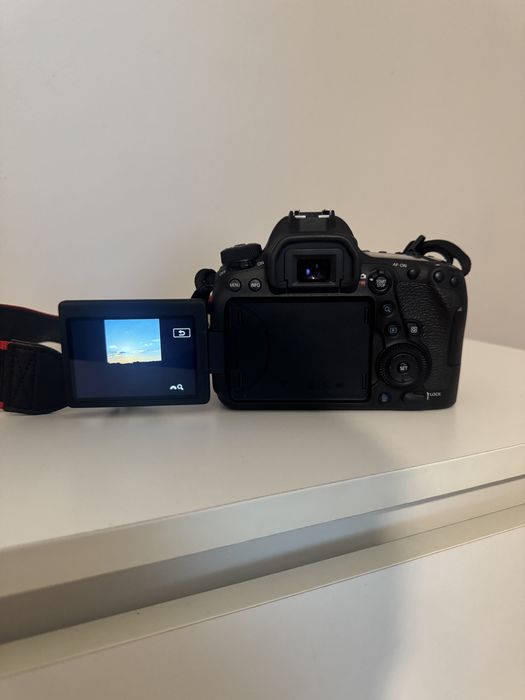 Aparat Canon 6d mark II