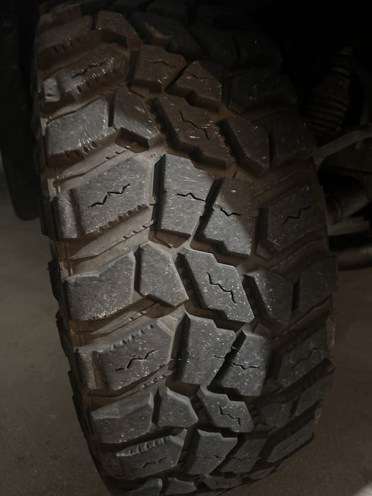 Jantes 6x139,7 pneus novos