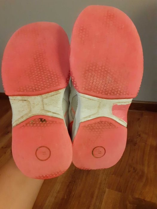 Buty dla dziewczynki