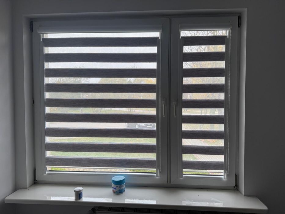 Okna plastykowe  z roletami z demontazu   stan idealny