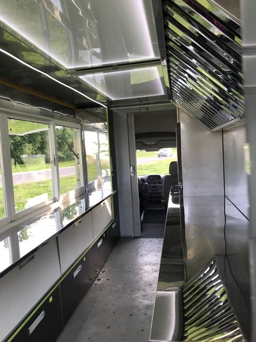 Фудтрак Mercedes Sprinter