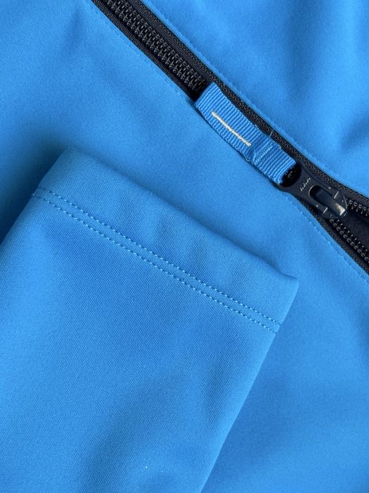 Kurtka Quechuadziecieca 115-124 decathlon niebieska softshell turystyczna