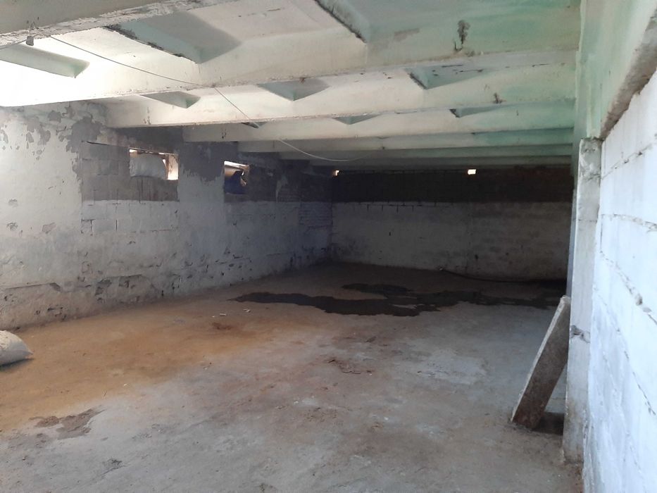 продам свинарник приміщення ферми склад ферма