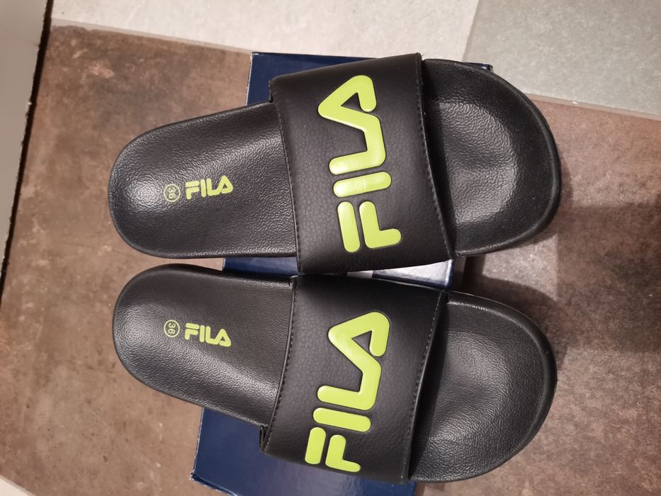 Klapki Fila sprzedam