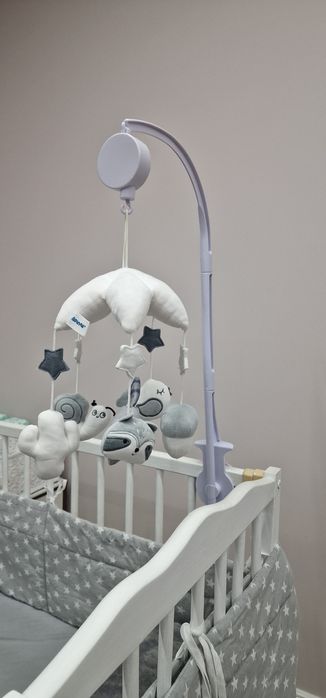 Колибелька.  дитячий карусель