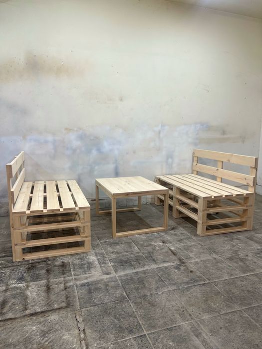 Лавочки / дивани / крісла из поддонов, паллет в стиле лофт