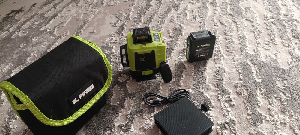 Лазерний рівень 4D 16ліній з яскравим променем.
Weidow 4D 16-л