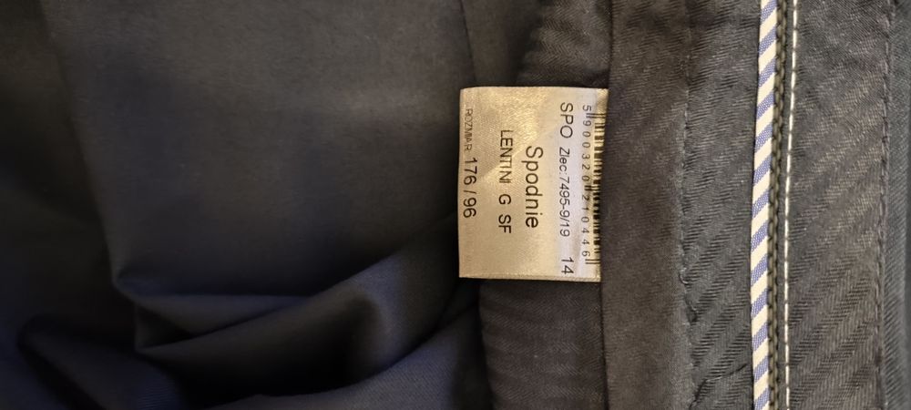 Sprzedam garnitur plus koszula