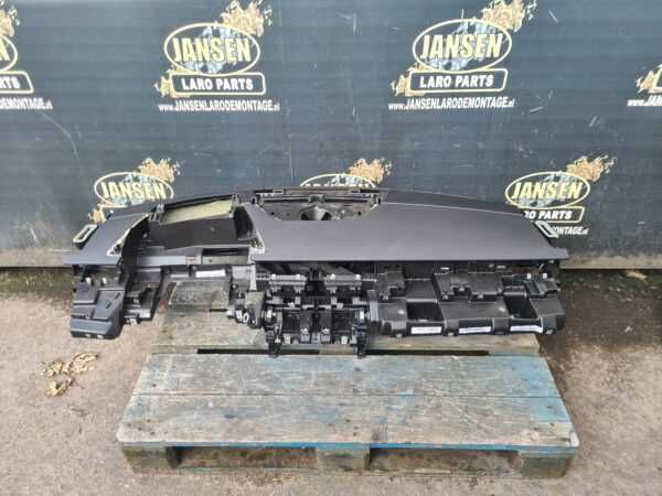 Range Rove VELAR Tablier LHD