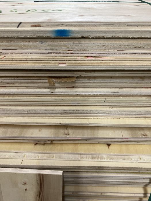 Sklejka przekładka paletowa 120/80 8-9 mm  sucha czysta