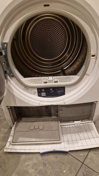 Suszarka Electrolux Perfect care 800 na części lub do naprawy
