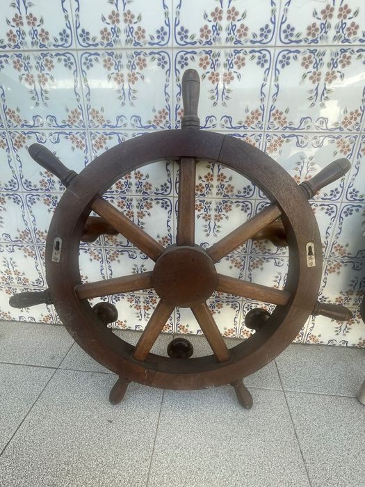 Leme de madeira cabide