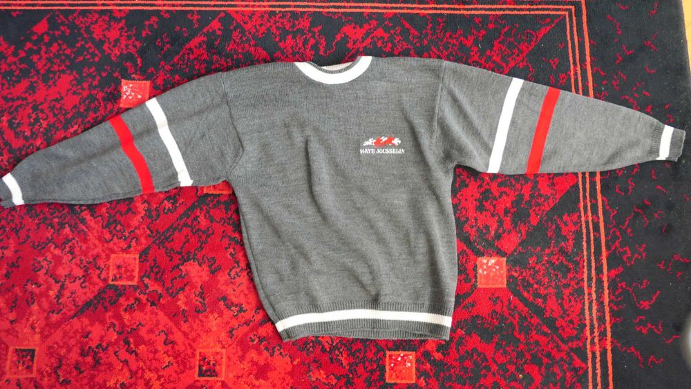 Piękny Męski Sweter