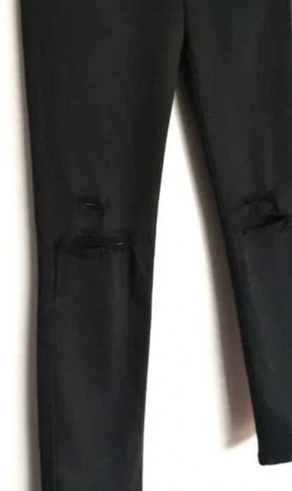 Czarne jeansy z przetarciami Comptoir des Cotonnies